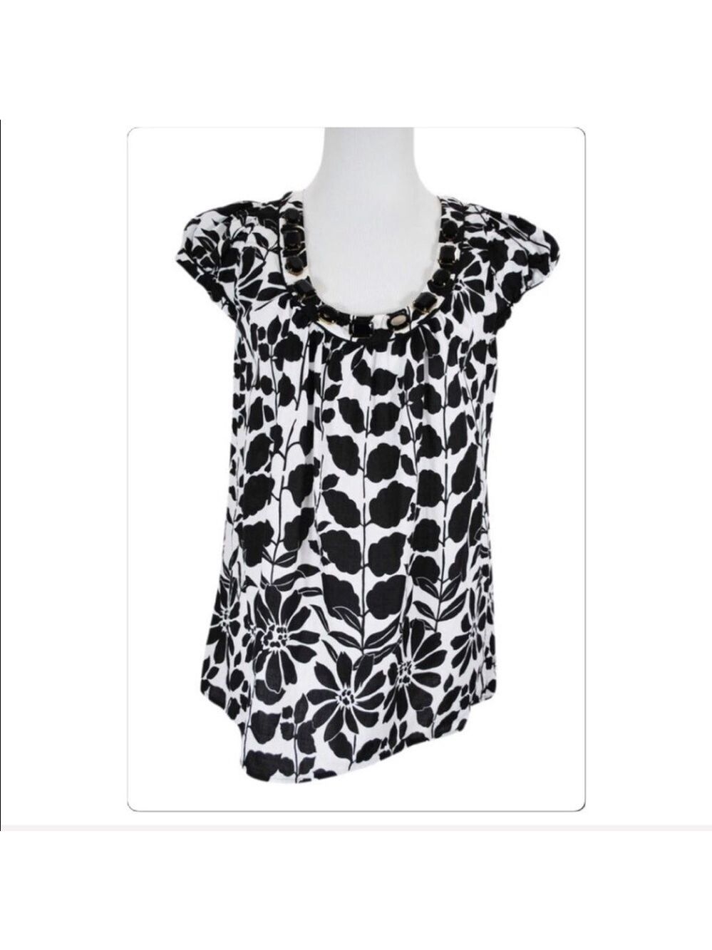 KAREN Kane jewel embellished neckline floral print blouse size M